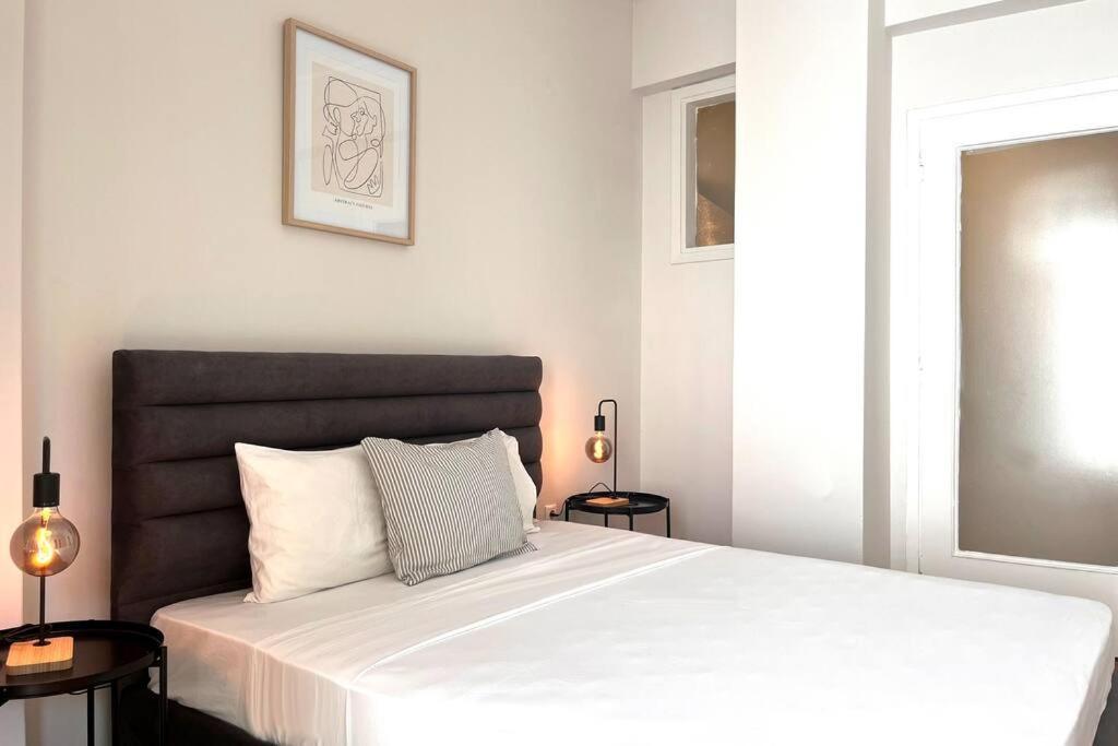 Pame Rentals - 2Bd Home, 4 Min To Acropolis Aten Exteriör bild