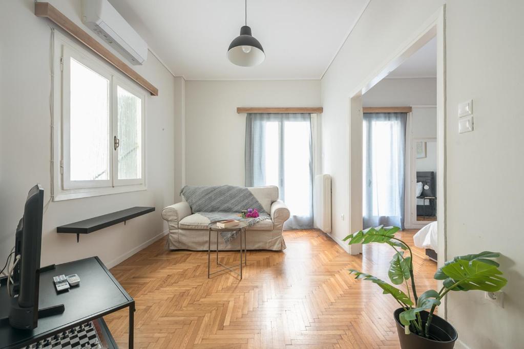 Pame Rentals - 2Bd Home, 4 Min To Acropolis Aten Exteriör bild