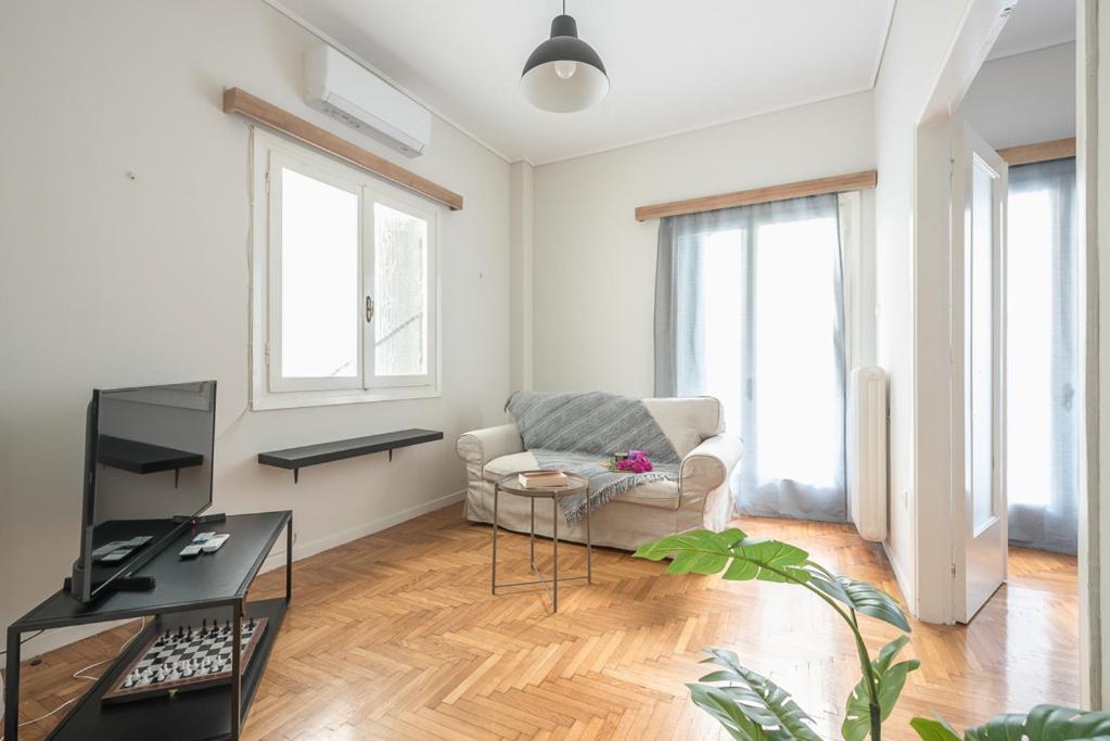 Pame Rentals - 2Bd Home, 4 Min To Acropolis Aten Exteriör bild