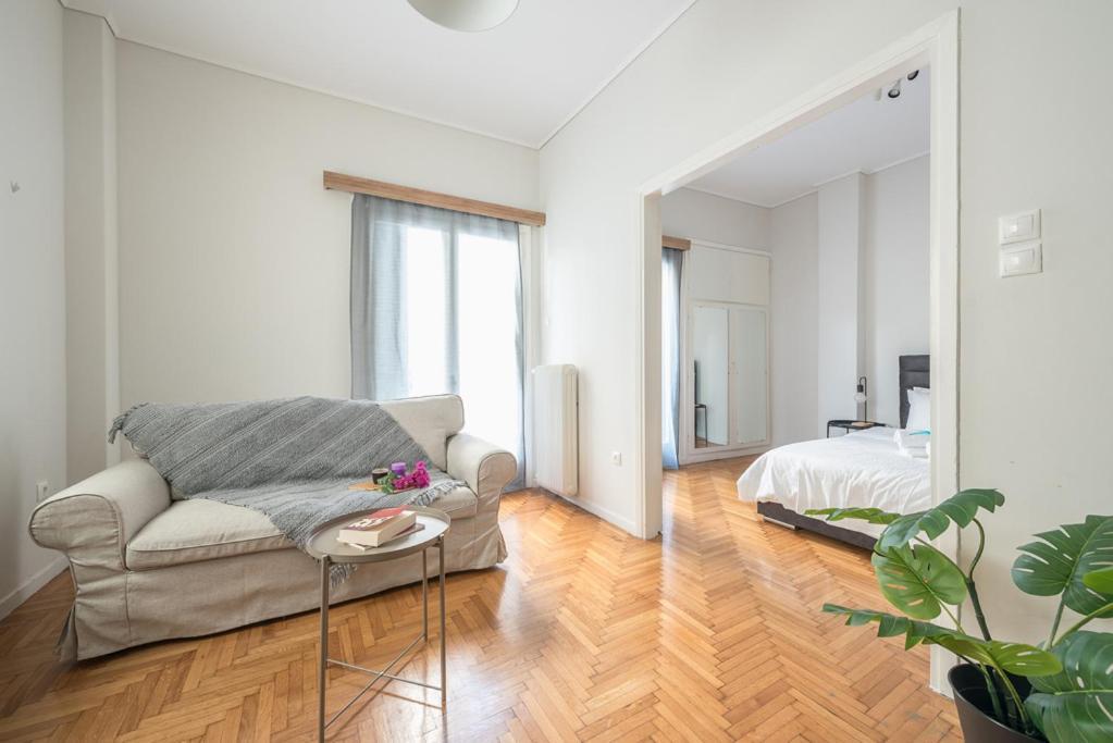 Pame Rentals - 2Bd Home, 4 Min To Acropolis Aten Exteriör bild